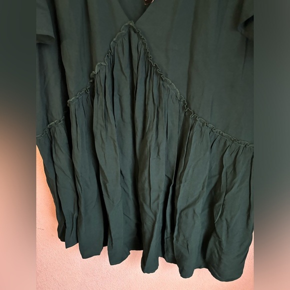 NWT Boutique Dark Green Flutter Sleeve Pleated Peasant Tunic Short Sleeve Top 6X - Picture 5 of 8